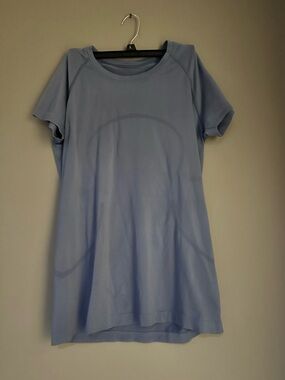 Lululemon Swiftly Tech Waist Length Active Tee